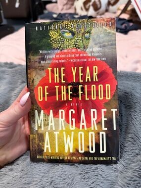 The Year of the Flood by Margaret Atwood - Red Poppy Cover